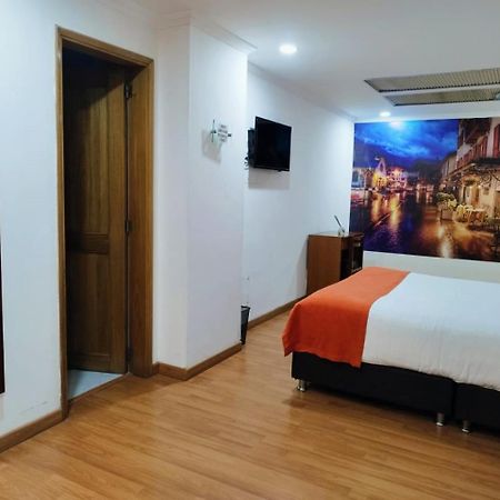Eurolan 93 Hotel Bogota Luaran gambar